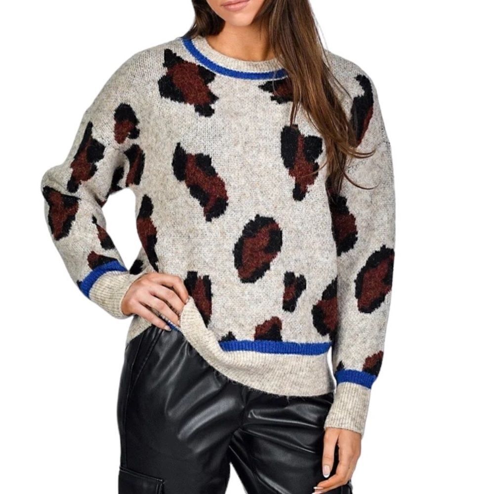 Besy Animal Print Crewneck Sweater 🩸
